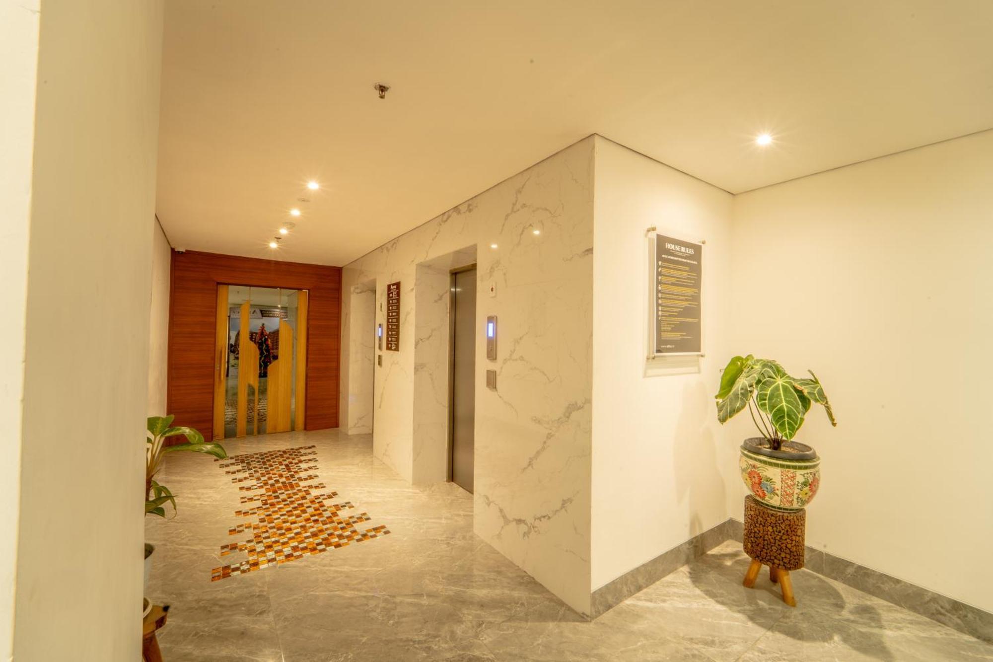 Redliving Apartemen Premium Exclusive Seturan Джокякарта Екстериор снимка